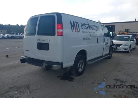 2020 GMC Savana Cargo Rwd 2500 Regular Wheelbase Work Van z USA, uszkodzony, nr VIN 1GTW7AFG3L1237306